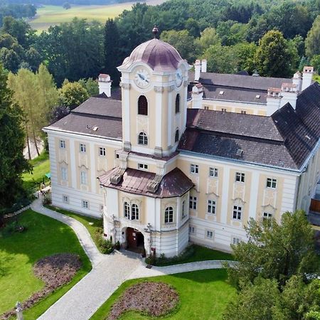 Schlosshotel Rosenau Superior Schloss Rosenau المظهر الخارجي الصورة