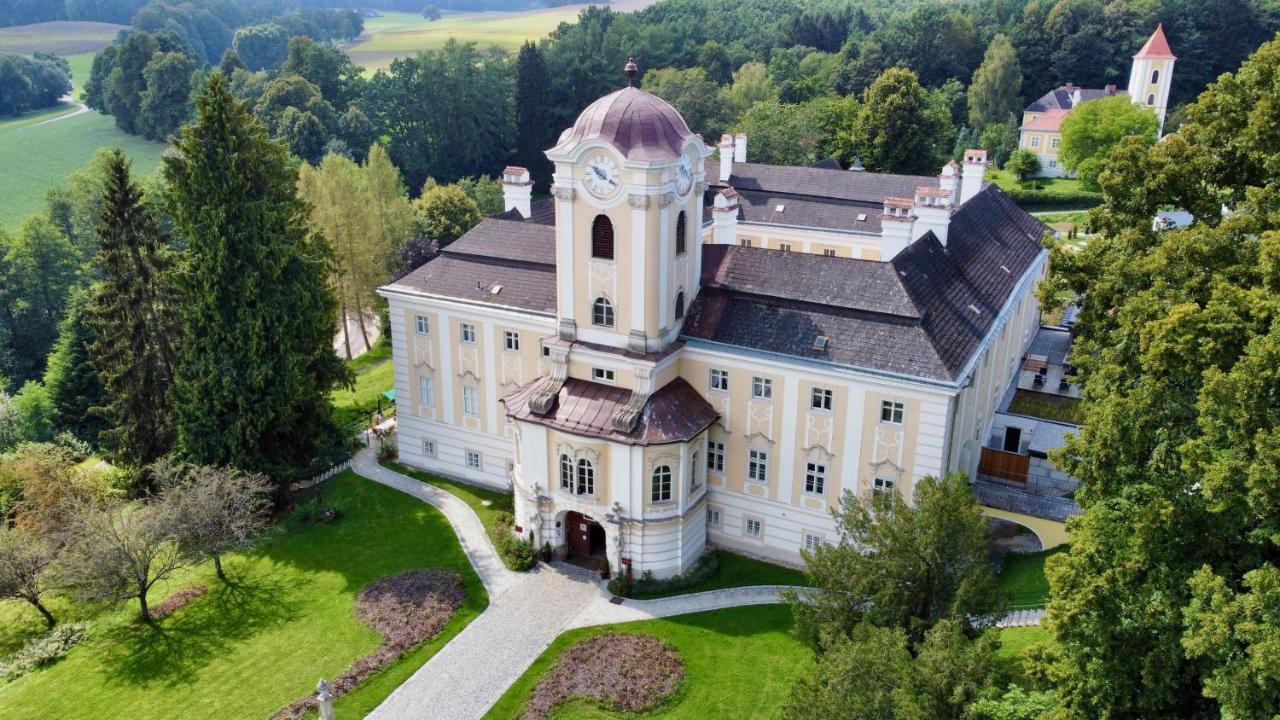 Schlosshotel Rosenau Superior Schloss Rosenau المظهر الخارجي الصورة