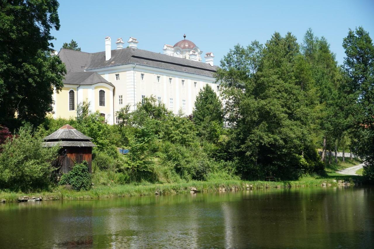 Schlosshotel Rosenau Superior Schloss Rosenau المظهر الخارجي الصورة